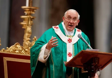 Paus Franciscus: celibaat gaat over ‘grote liefde’ en moet leiden tot vreugde